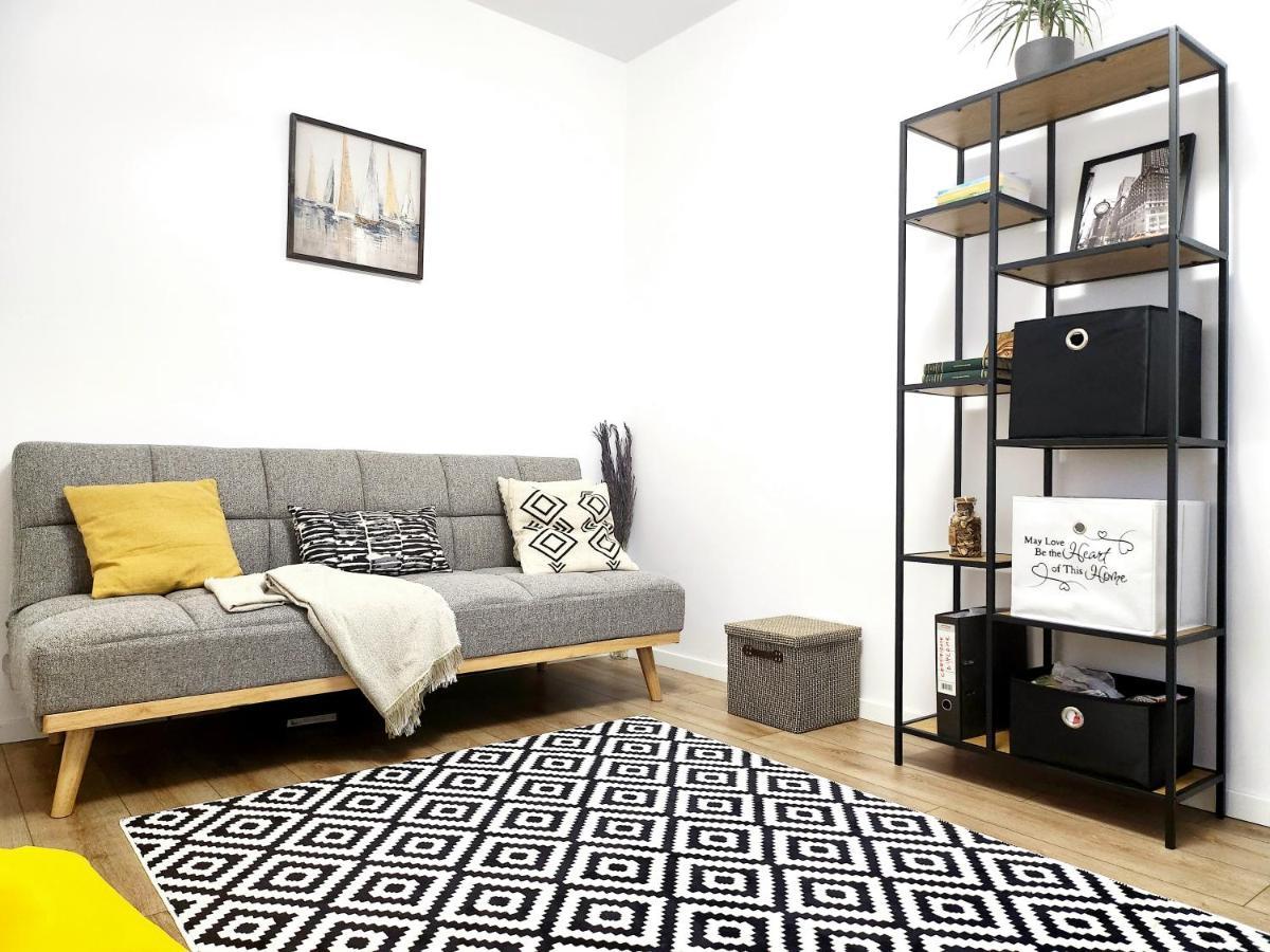 Adm Cozy Home - Entire Private House&Garden Tunarii Zewnętrze zdjęcie